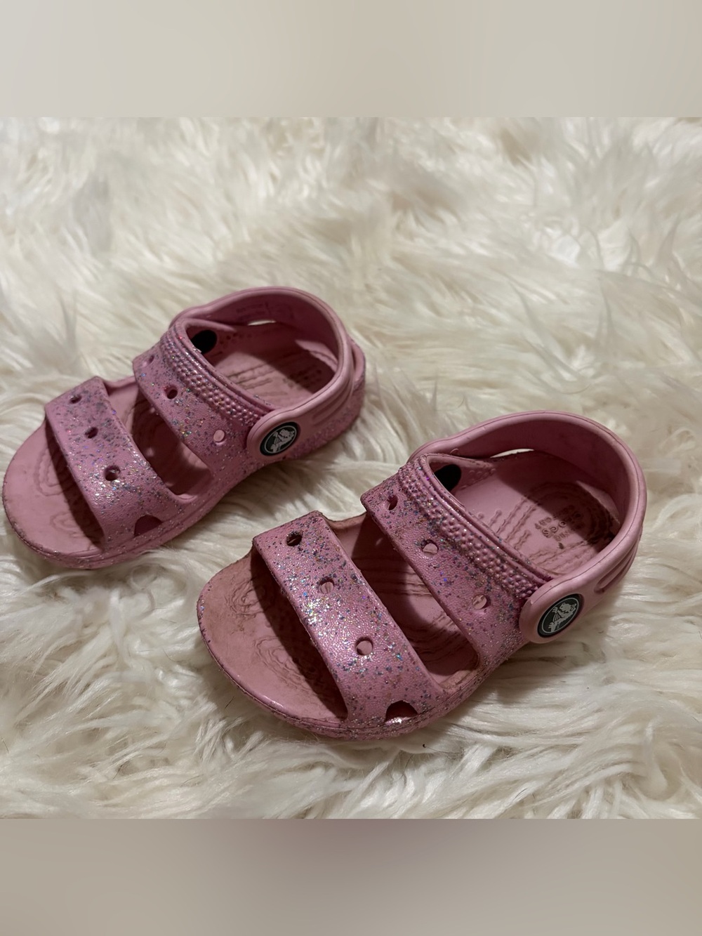 Crocs baby pink sparkle sandals size 6 - Picture 2 of 4